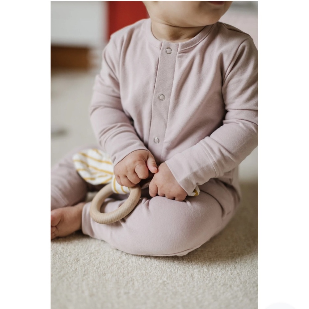 Pehr Essential Romper pale pink Button-Up Onesie. Organic cotton 3/6months